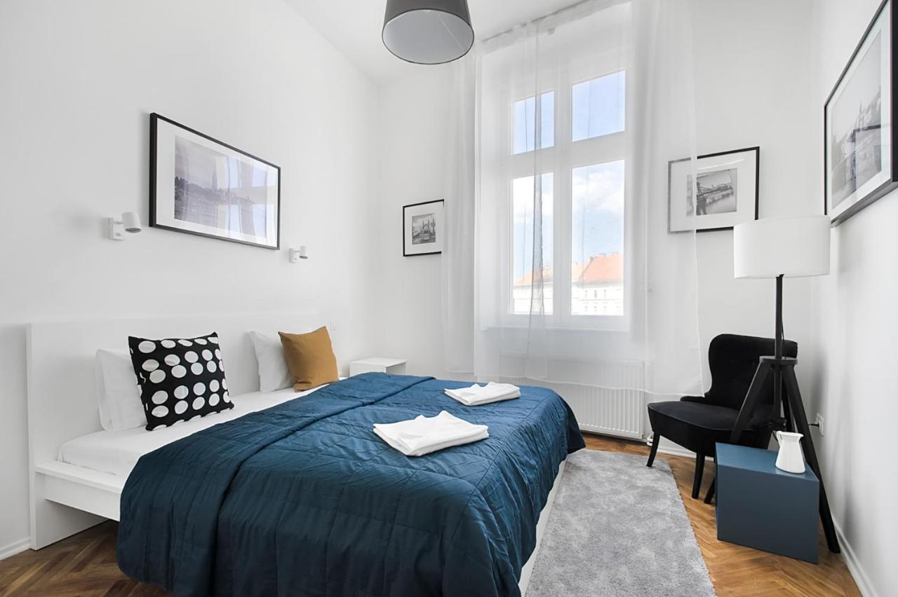 Bpr Cosmos Design Suite With A/C Budapest Luaran gambar